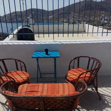 Grandma Vasiliki To Let - 1